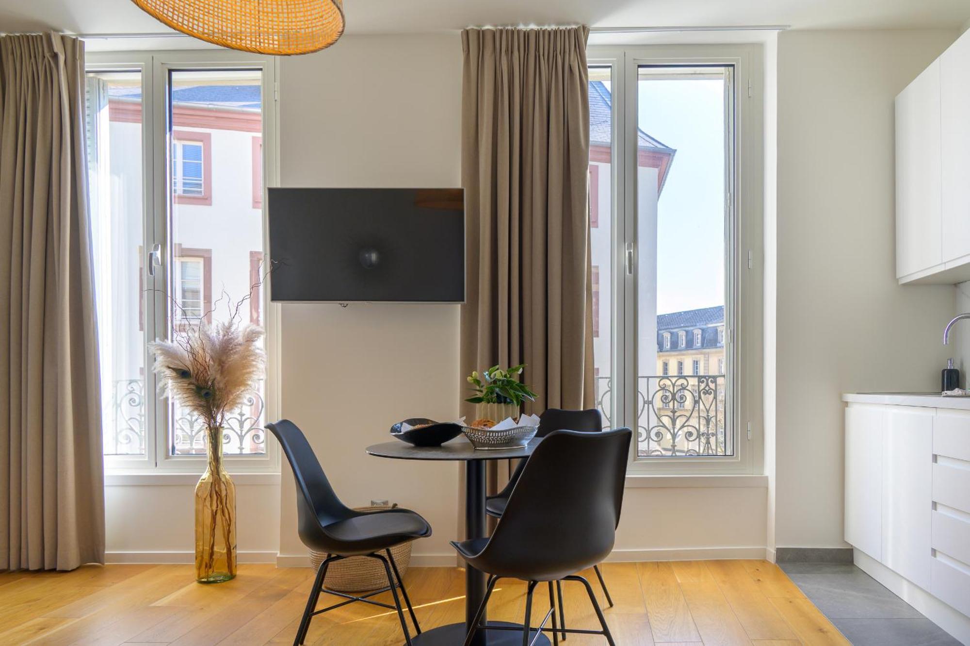 Residence Le Mesange, Strasbourg Centre-Ville ภายนอก รูปภาพ